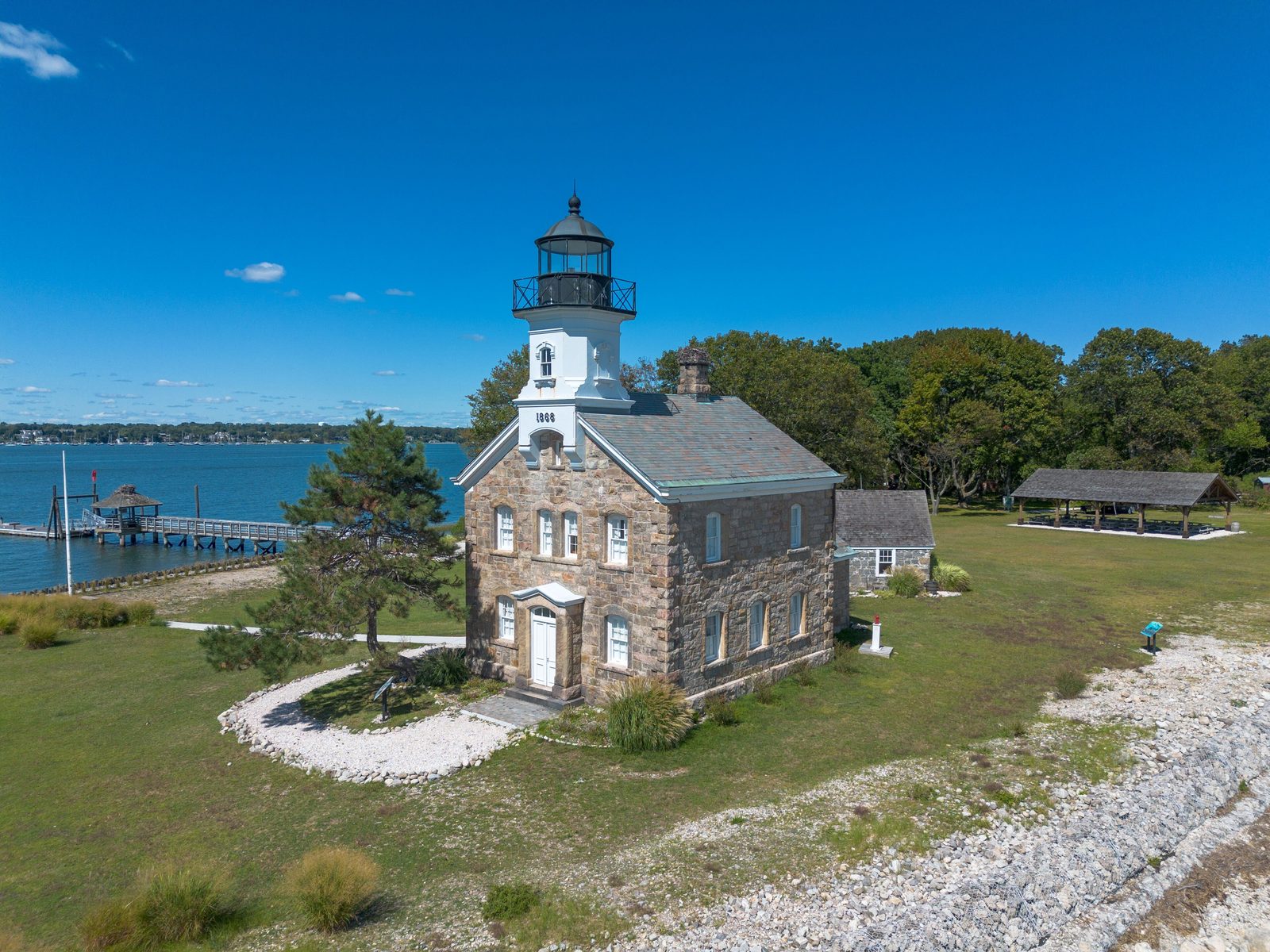 Sheffield Island Lighthouse